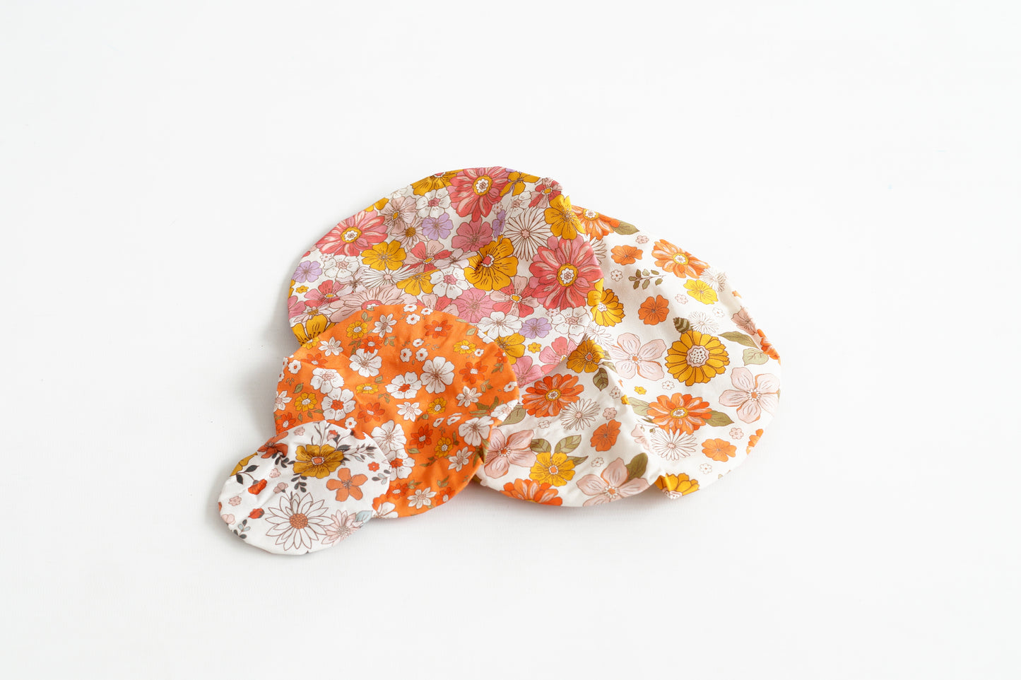 Tess & Tobi | bowl covers | set of 4 | Retro flowers