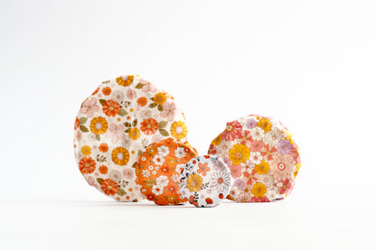 Tess &amp; Tobi | bowl covers | set of 4 | Retro flowers